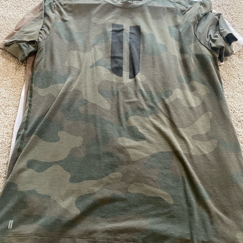 Nobull camo mens shirt large